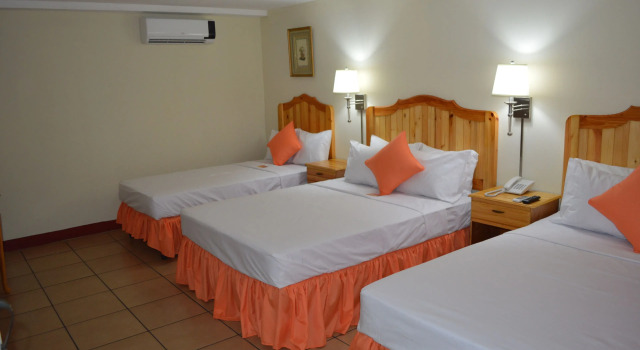 Трёхместный номер Standard Hotel La Estacion