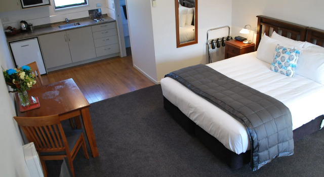 Студия Carrick Lodge Motel