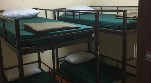 Кровать в общем номере Mr.Jungle Trek House