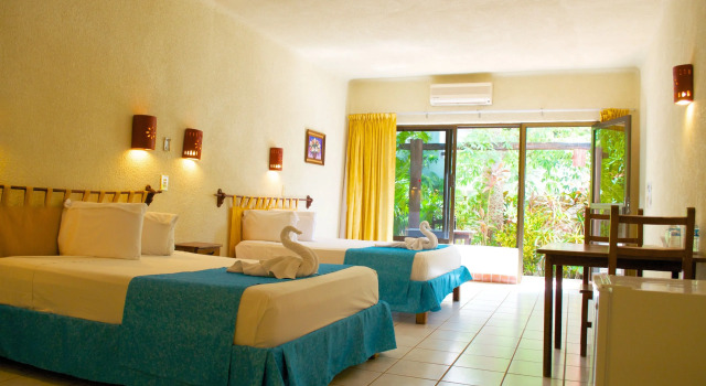 Номер Standard с видом на сад Pelicano Inn Playa del Carmen - Beachfront Hotel