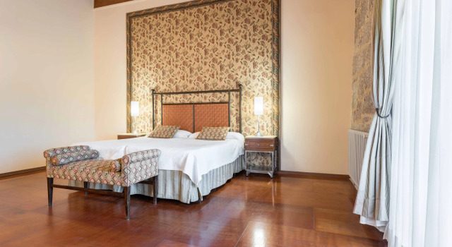 Полулюкс Eurostars Monumento Monasterio de San Clodio Hotel