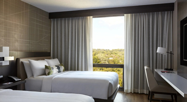 Четырёхместный номер Standard Bethesda Marriott