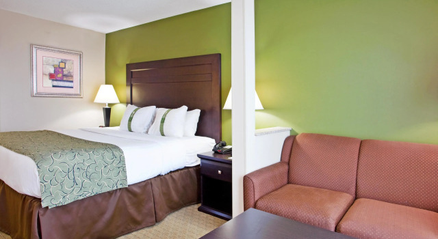 Номер Standard Holiday Inn Toledo - Maumee I-80/90 by IHG