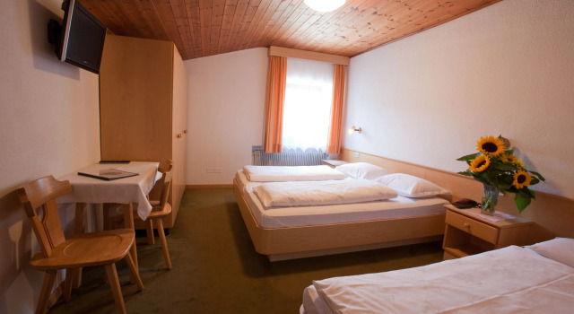 Трёхместный номер Standard Hotel Ustaria Posta