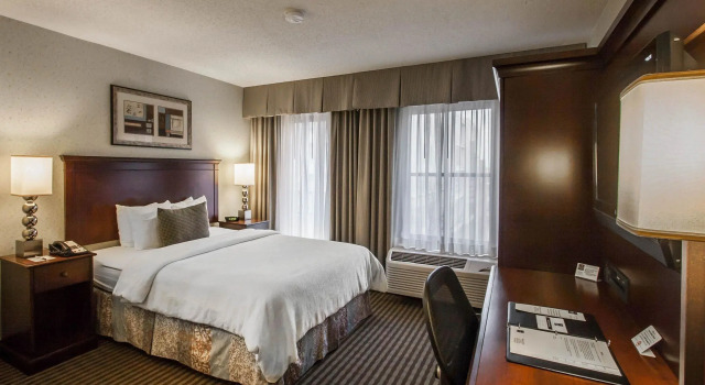 Двухместный номер Standard MOXY Memphis Downtown