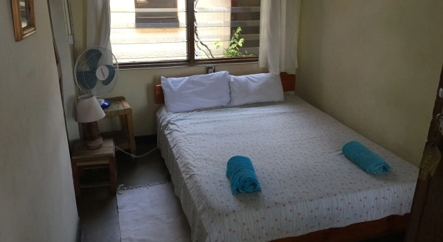 Economy phòng Cape Maclear EcoLodge