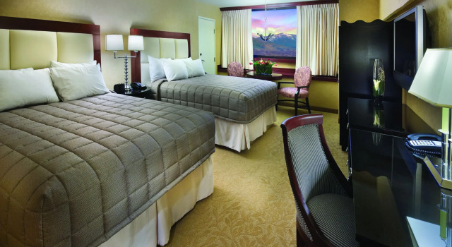 Четырёхместный номер Standard Nugget Casino Resort