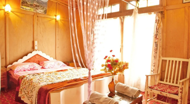 Двухместный номер Deluxe c 1 комнатой с видом на озеро New Bul Bul Group Of Houseboats