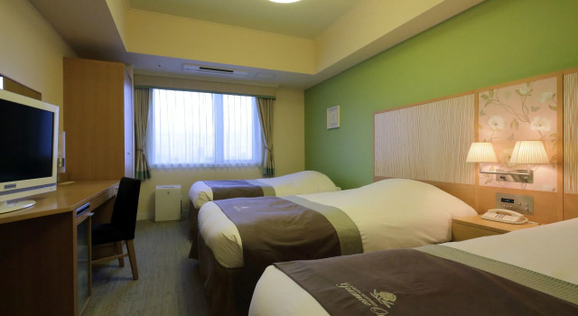 Трёхместный номер Hotel Monterey Grasmere Osaka