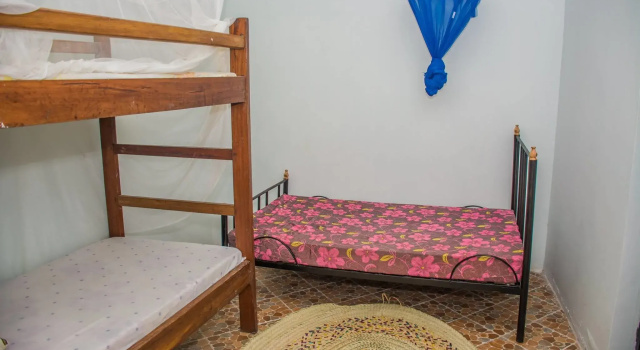 Standard huone Lionsgate Hostel