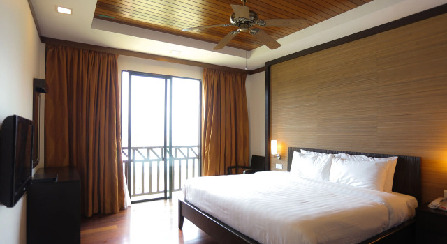Люкс с 2 комнатами рядом с пляжем Borneo Beach Villa & Suite