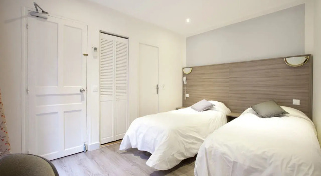 Двухместный номер Standard HOTEL PARIS PANAM-PERE LACHAISE-PLACE GAMBETTA-HOPITAL TENON-REPUBLIQUe