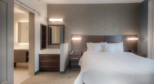 Люкс c 1 комнатой Residence Inn by Marriott Raleigh Downtown