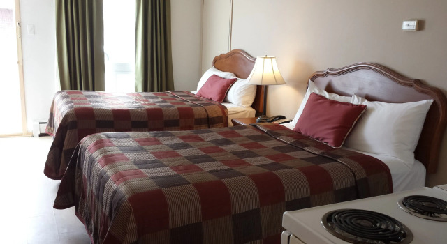 Четырёхместный номер Superior Motel Iberville