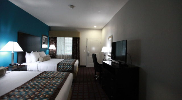 Четырёхместный номер Standard Lonestar Inn