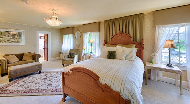 Люкс Warm Springs Inn & Winery