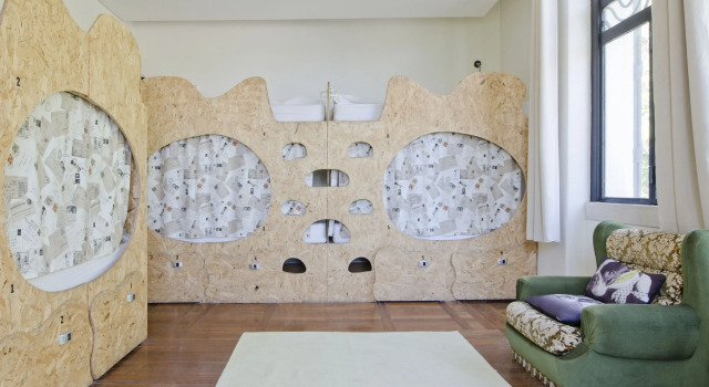 Кровать в общем номере Sunset Destination Hostel