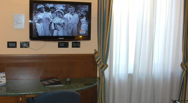 Трёхместный номер Standard Hotel Millennium Palace