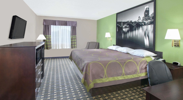 Двухместный номер Standard Super 8 by Wyndham Grand Prairie North