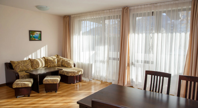 Апартаменты с 2 комнатами с балконом и с видом на горы Sunrise Park Hotel Bansko