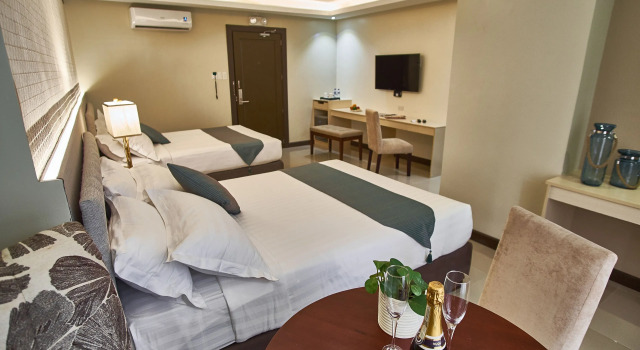 Полулюкс J7 Hotel