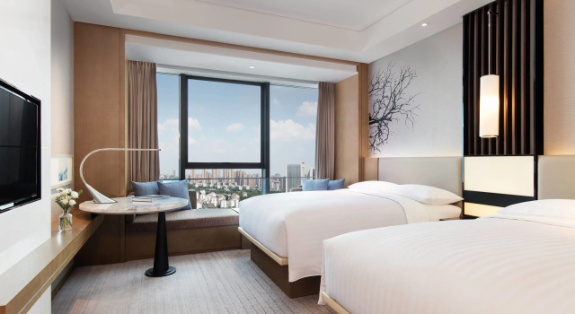 Четырёхместный номер Standard с видом на город Courtyard by Marriott Changsha South