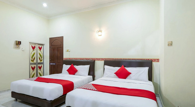 Семейный люкс D Anjung Inn