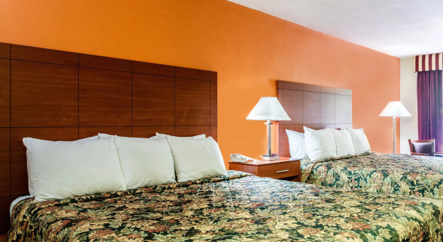 Люкс Days Inn by Wyndham Lake City I-10