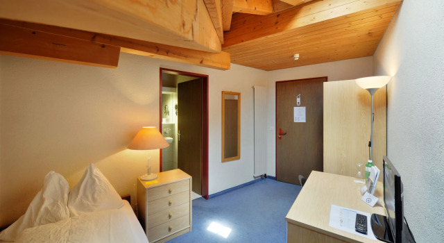 Номер Economy Hotel Alpha Thun