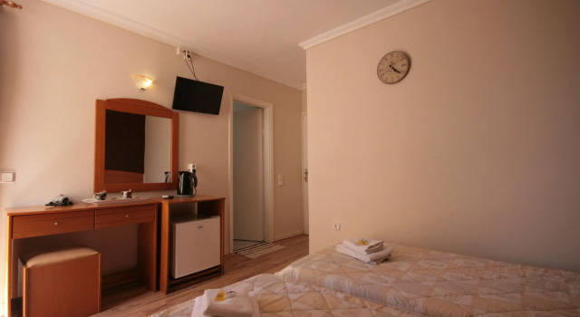 Одноместный номер Standard Parthenis Riviera Hotel