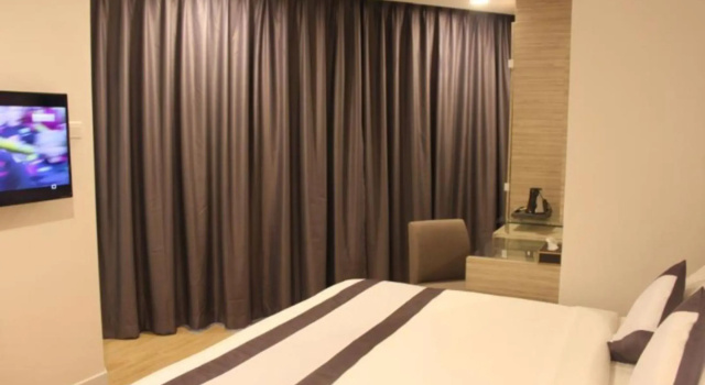 Четырёхместный семейный номер Standard NU Hotel @ KL Sentral