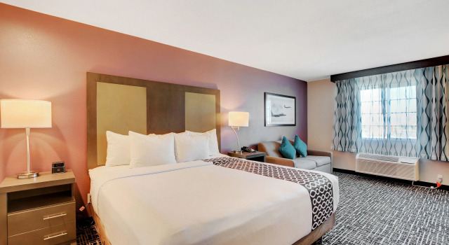 Двухместный номер La Quinta Inn & Suites by Wyndham Las Vegas Nellis
