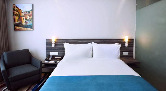 Camera Standard Holiday Inn Express Surabaya CenterPoint, an IHG Hotel
