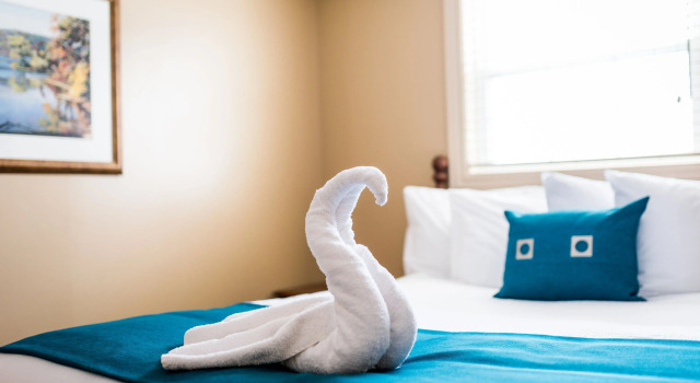 Люкс с 2 комнатами Royal Inn & Suites