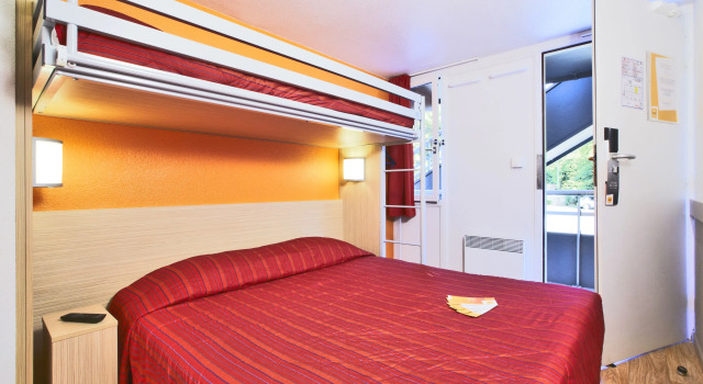 Трёхместный номер Standard Premiere Classe Deauville Touques
