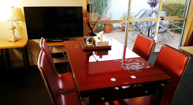 Семейный люкс с 2 комнатами Aurora City Suites Motel