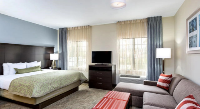 Двухместный люкс Staybridge Suites College Station by IHG
