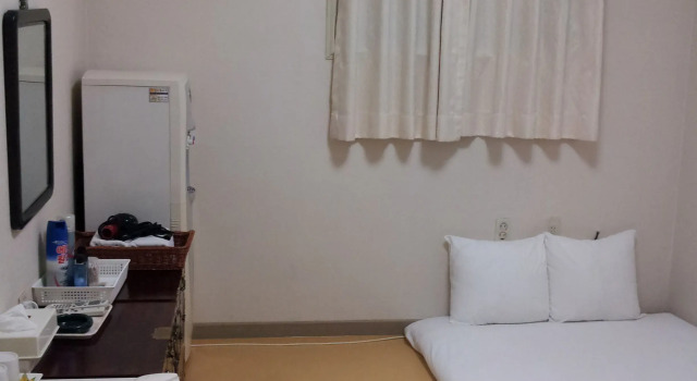 Camera Standard Saerim Hotel