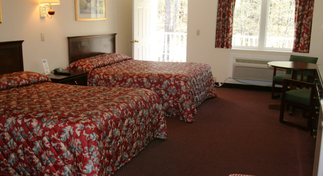 Четырёхместный люкс Standard Studio Motel of Lake George