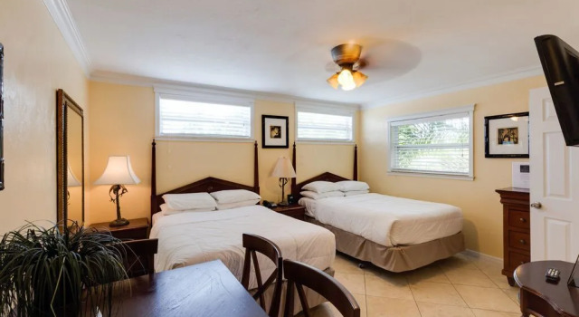 Номер Standard Flamingo Inn