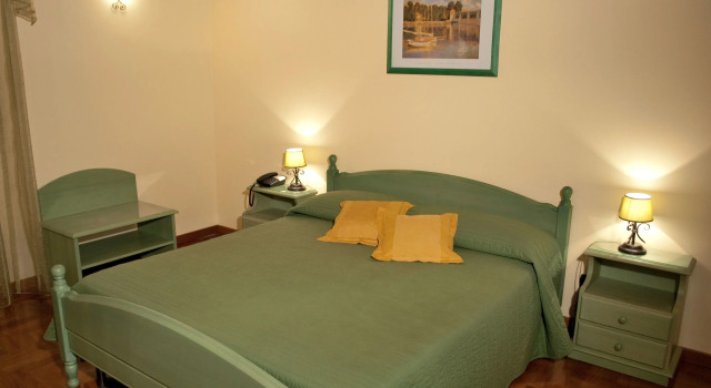Трёхместный номер Superior Alhambra Guest House di Charme