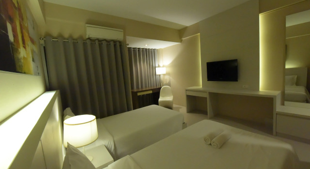 Двухместный номер Superior с балконом Trendy Hotel