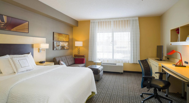 Двухместный люкс TownePlace Suites by Marriott Harrisburg Hershey