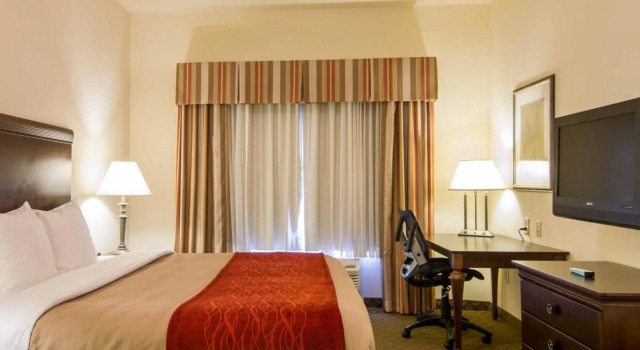 Двухместный номер Standard Comfort Inn & Suites Fort Myers Airport
