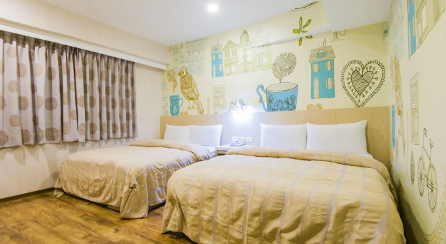 Четырёхместный семейный номер Standard Sanduo Hotel