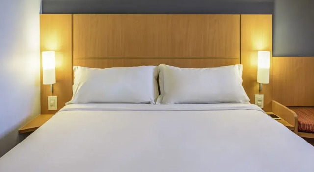Номер Standard ibis Valenciennes