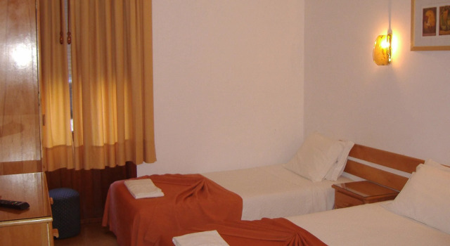 Трёхместный номер Standard Hotel Grande Rio