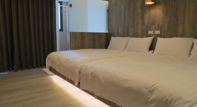 Klasszikus négyágyas szoba Joy Inn
