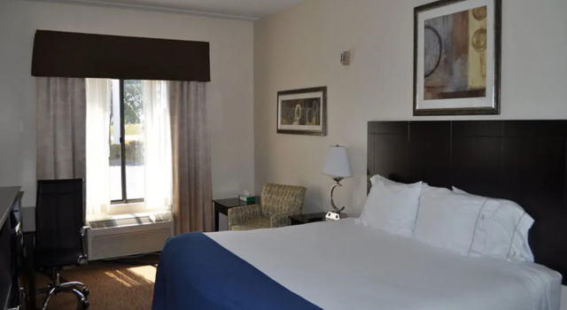 Номер Standard Greenfield Inn & Suites Owensboro, KY Airport