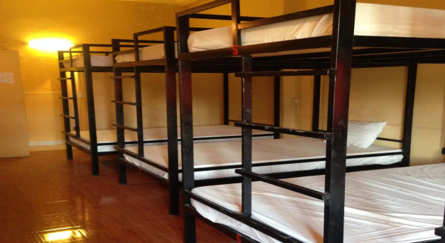 Кровать в общем номере White River II Hostel